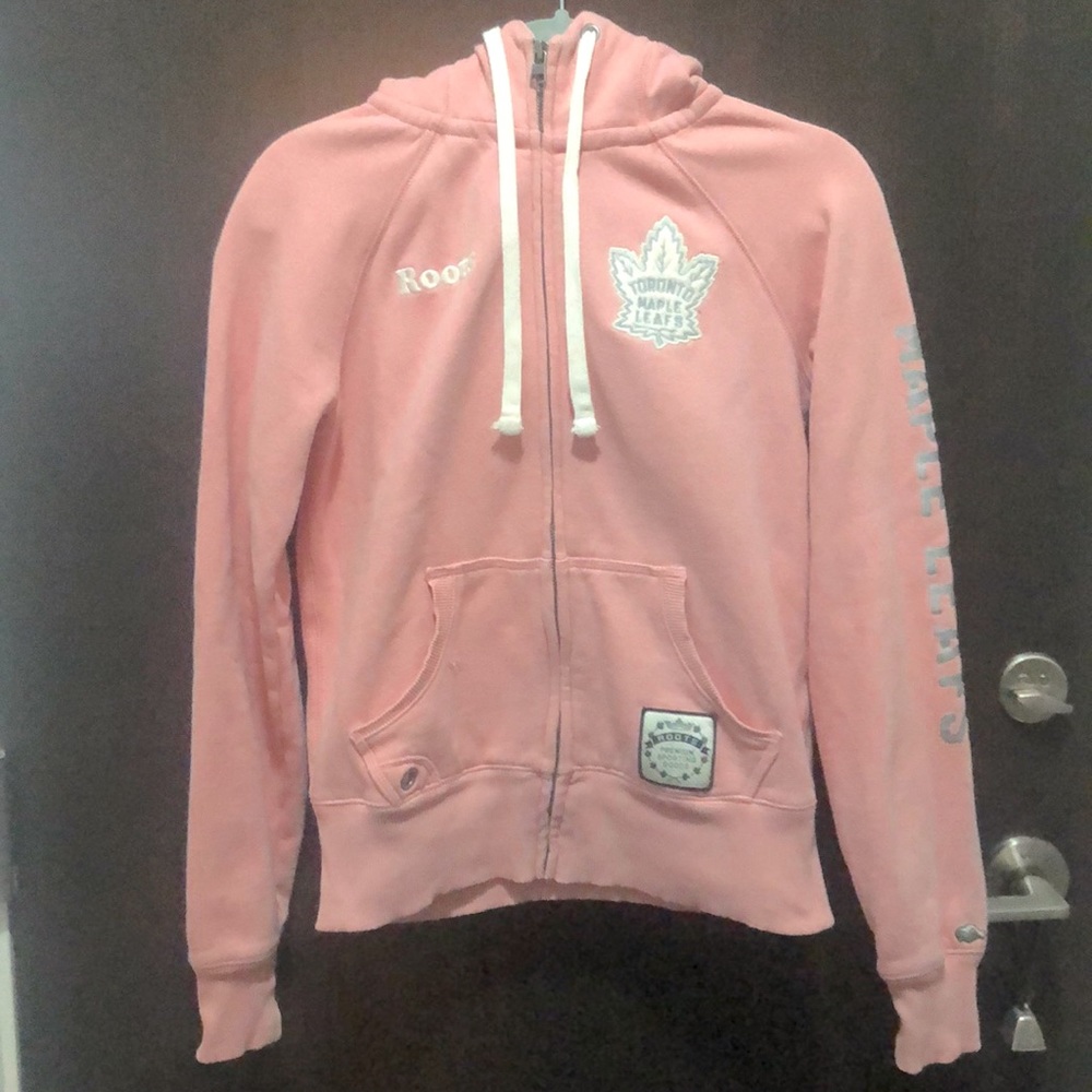 💕Two for $40💕NHL/Roots Maple Leafs Hoodie